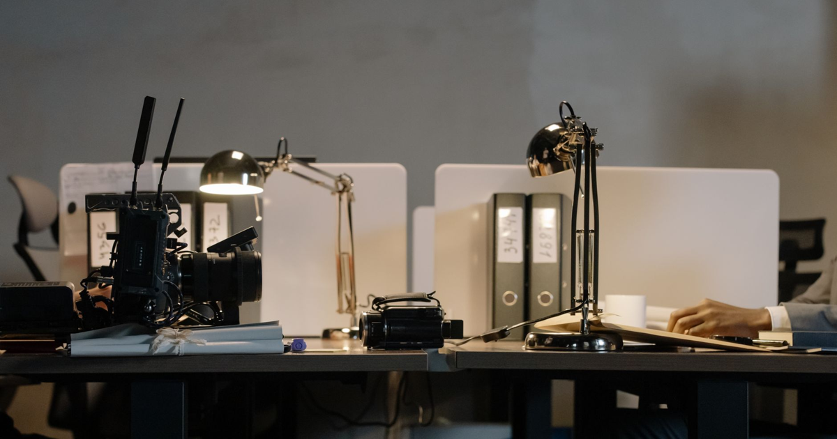 How to Choose a Desk Lamp for Your Workspace