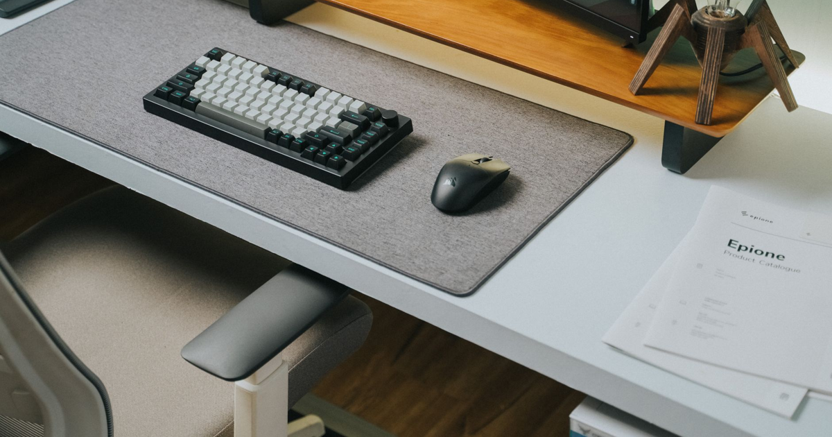 How to Choose an Anti-Fatigue Standing Desk Mat